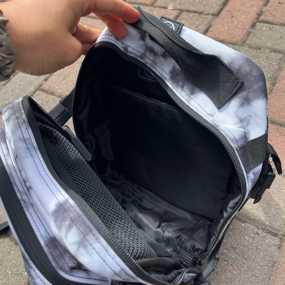 9L Wolfpak Mini Backpack - Picture 6 of 6